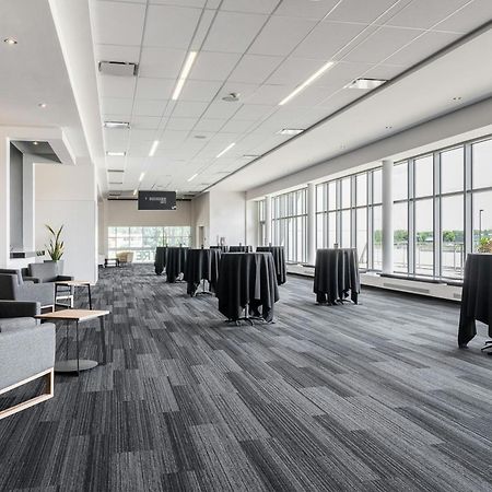 Four Points By Sheraton Levis Convention Centre Εξωτερικό φωτογραφία