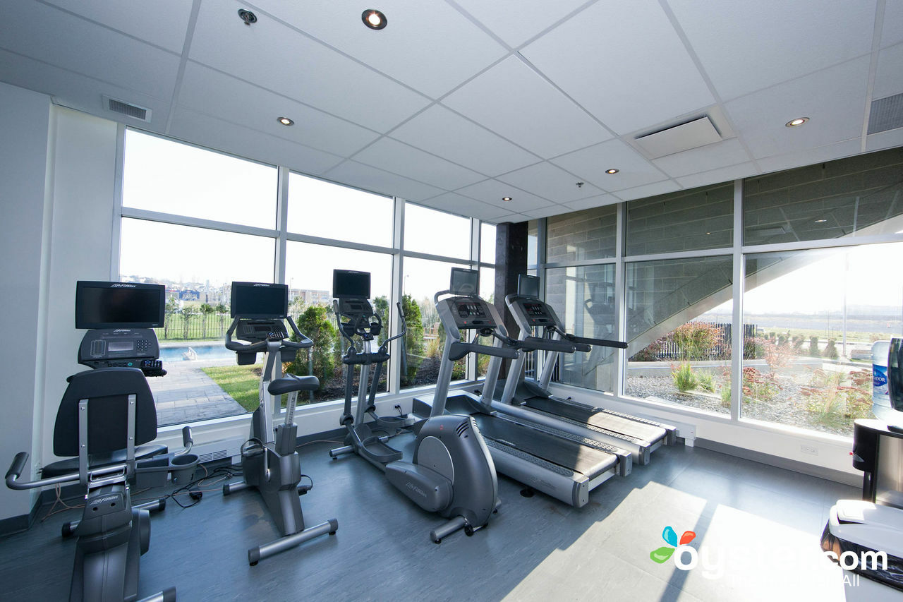 Four Points By Sheraton Levis Convention Centre Εξωτερικό φωτογραφία